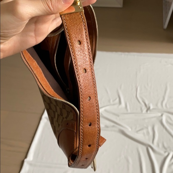 Gucci half moon hobo bag - Picture 6 of 7